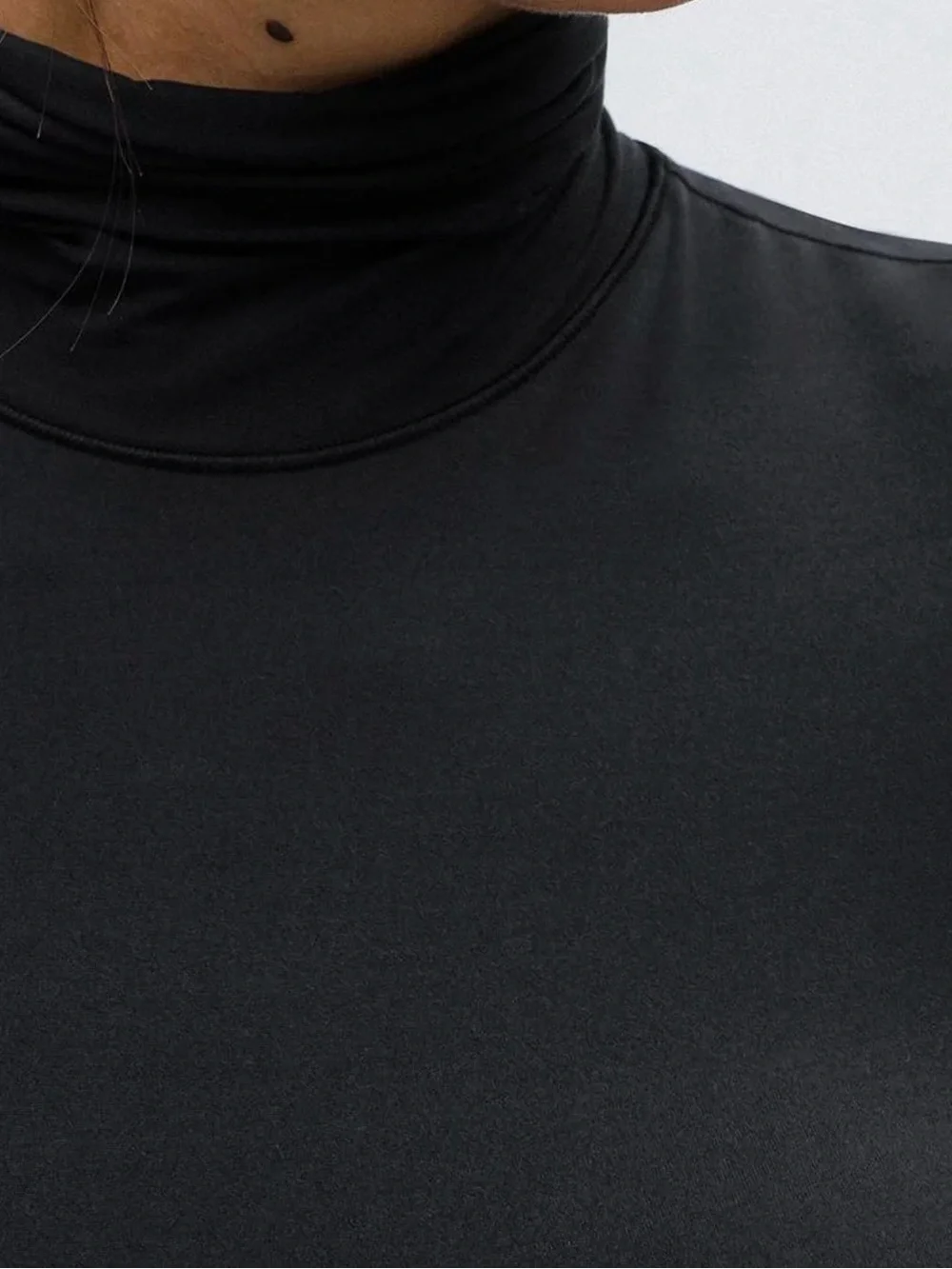 lululemon athletica luxurious second